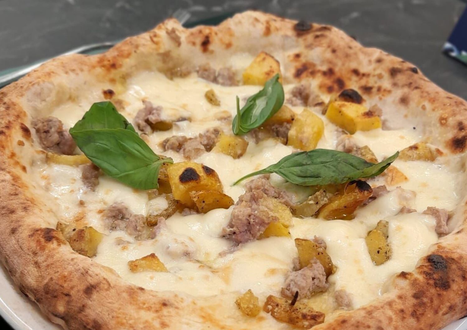 pizza dedicata a McTominay
