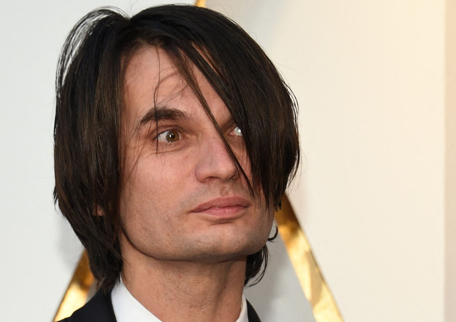 jonny greenwood chitarrista Radiohead annulla concerti minacce