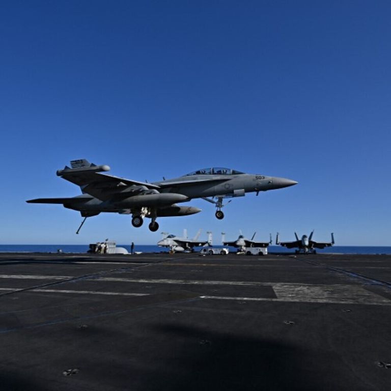 Un caccia F/A-18 Hornet