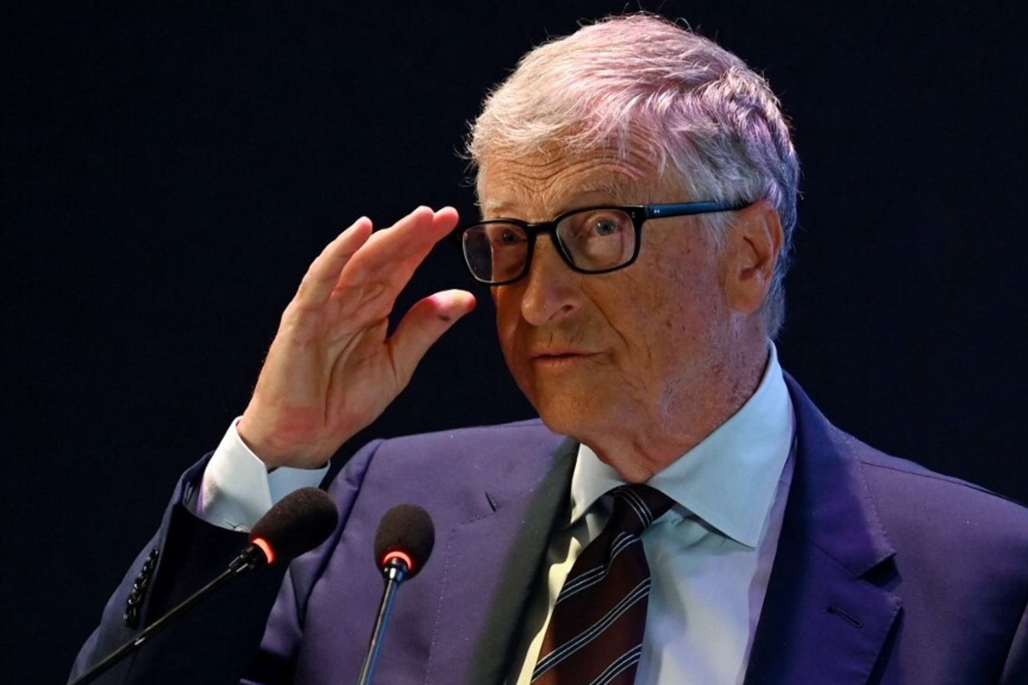 Gates annuncia chiusura Fondazione