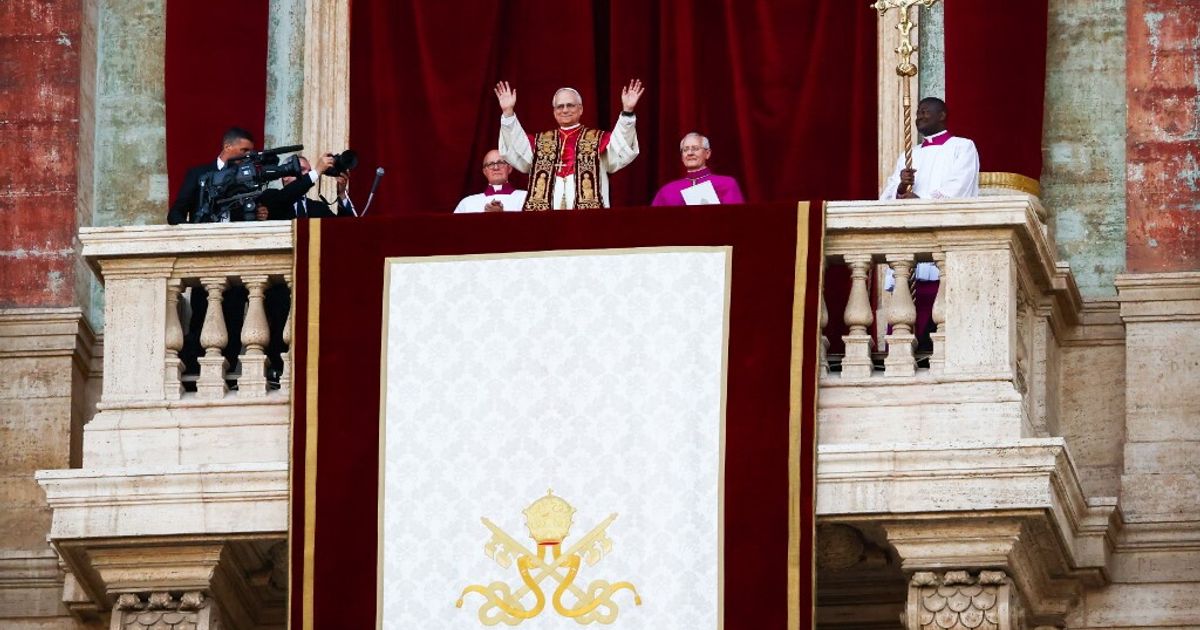  disponibile schivo e diplomatico gli agostiniani raccontano chi è papa leone xiv video