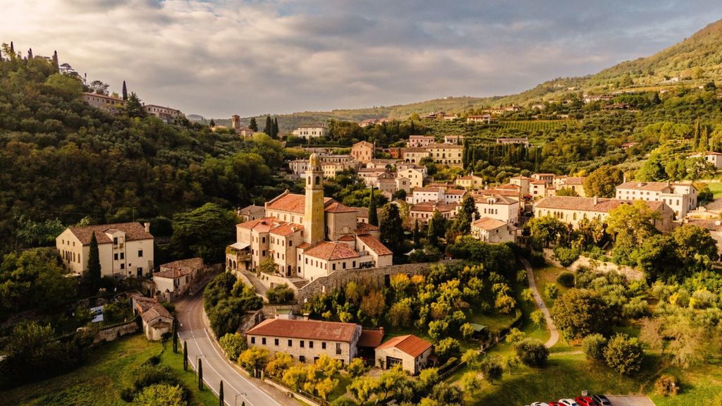 Vivi Arquà Petrarca, cultura e gusto tra i Colli Euganei