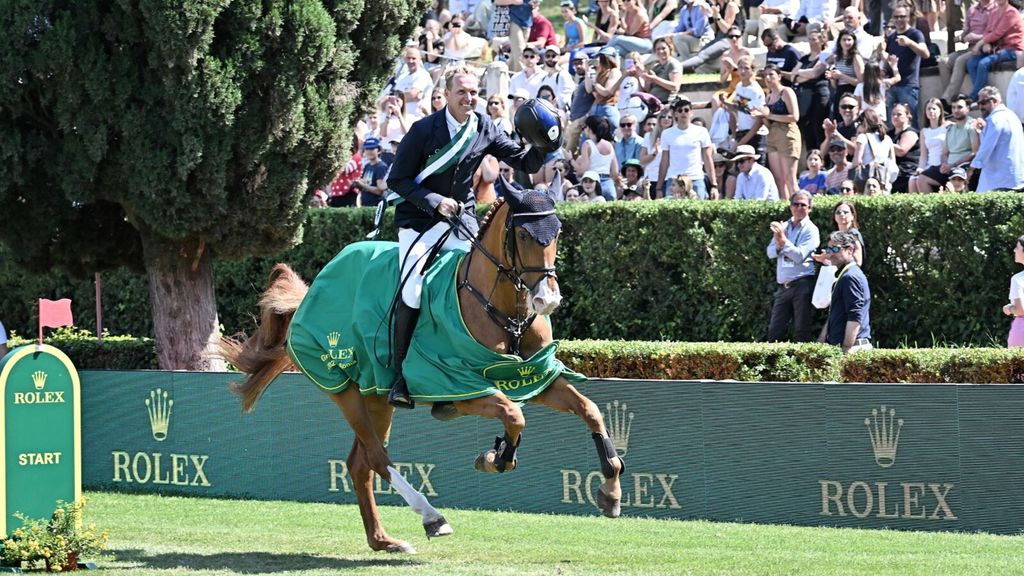 Piazza di Siena, il concorso è d'oro. Il montepremi supera il milione