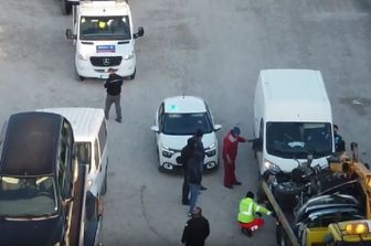 criminalita polizia sgomina gang dedita furti auto