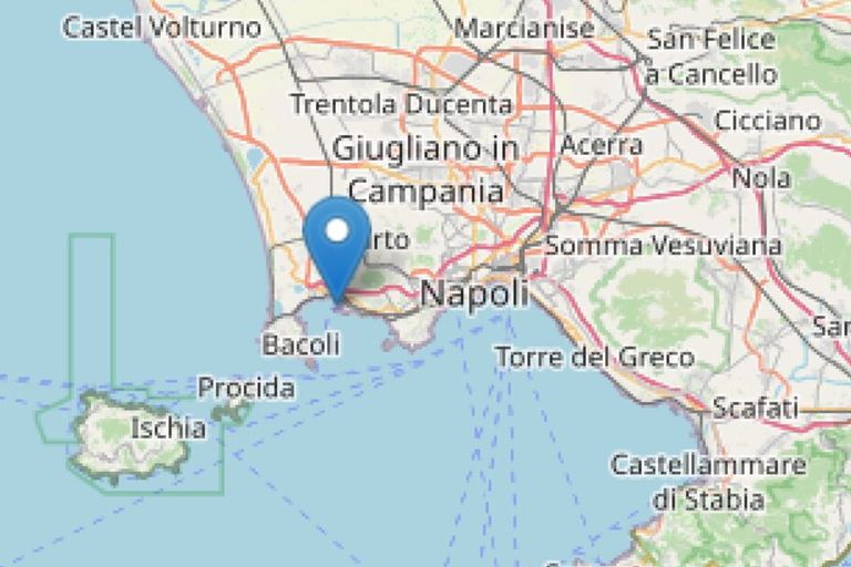 Scossa di terremoto ai Campi Flegrei di magnitudo 4.4, avvertita a Napoli