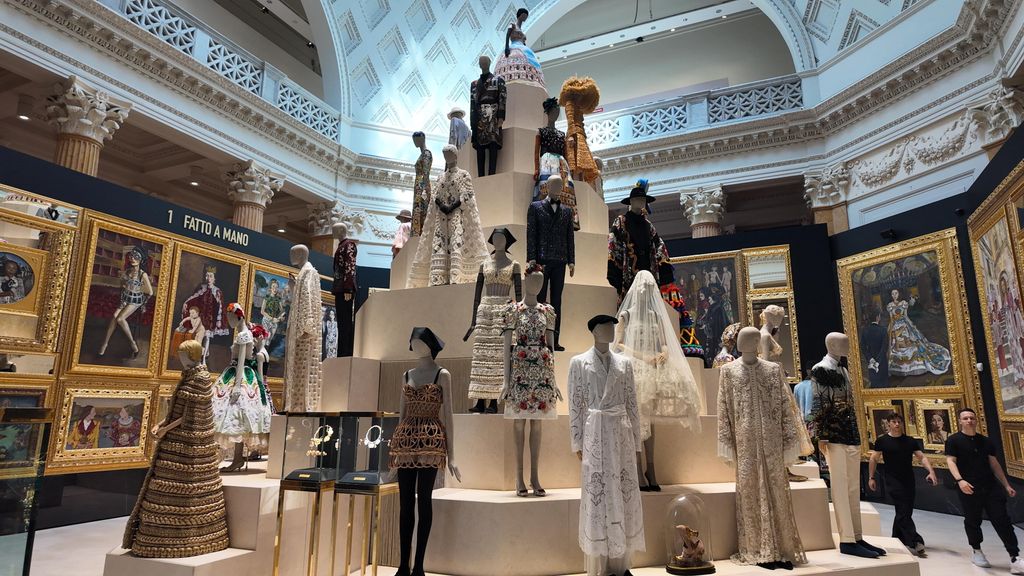 A Roma la moda diventa arte: apre "Dal cuore alle mani: Dolce&Gabbana”