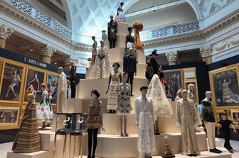 A Roma la moda diventa arte: apre &quot;Dal cuore alle mani: Dolce&amp;Gabbana&rdquo;