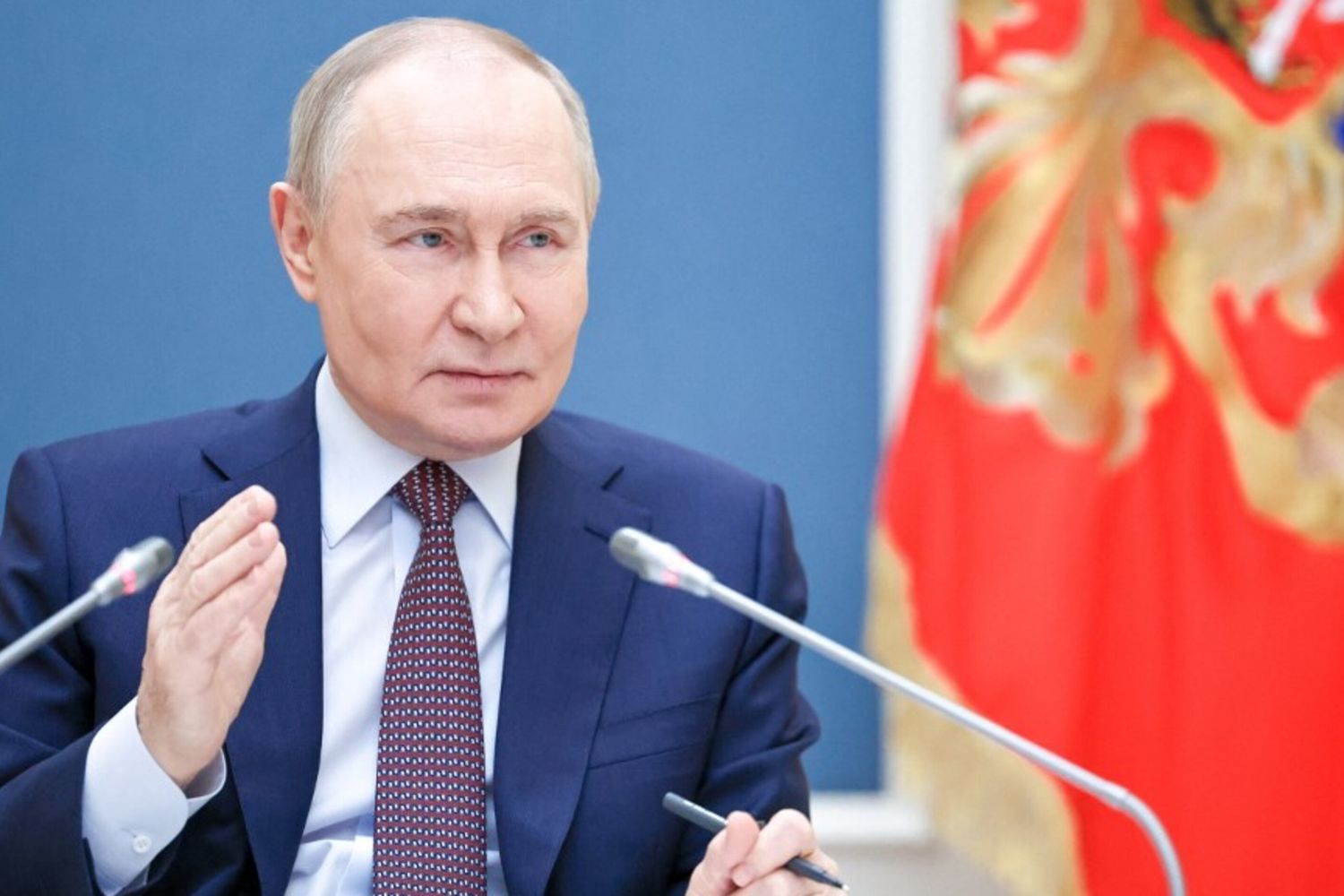 Putin attacca l'Ue: “Idioti, si danneggiano da soli con le sanzioni”