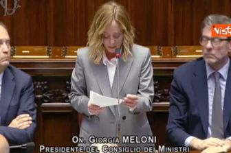Meloni: Prezzi dell'energia? "D'accordo a svincolarli dal valore della borsa"