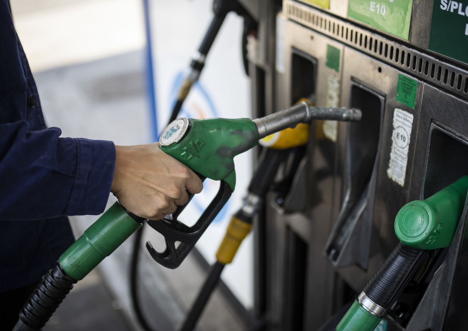 Pompa di benzina