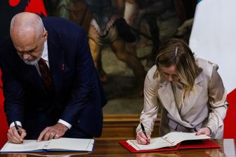vertice-comunita-politica-europea-tirana-evento-storico