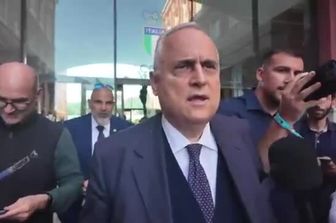 siparietto claudio lotito lazio giornalisti
