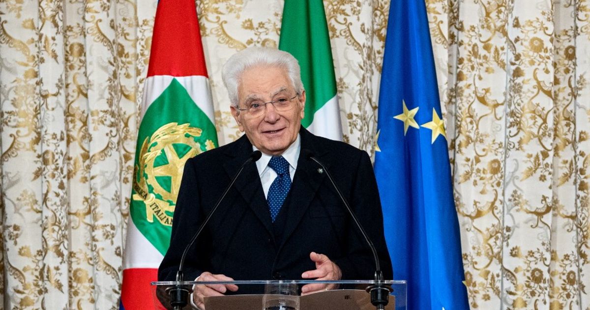 mattarella ancora lungo il cammino contro le discriminazioni sessuali 