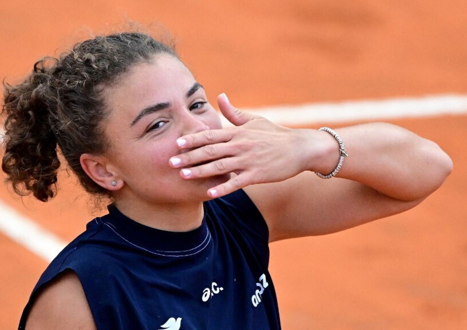 Musetti accede ai quarti, più forte della pioggia e di Medvedev. Impresa Paolini, è in semifinale