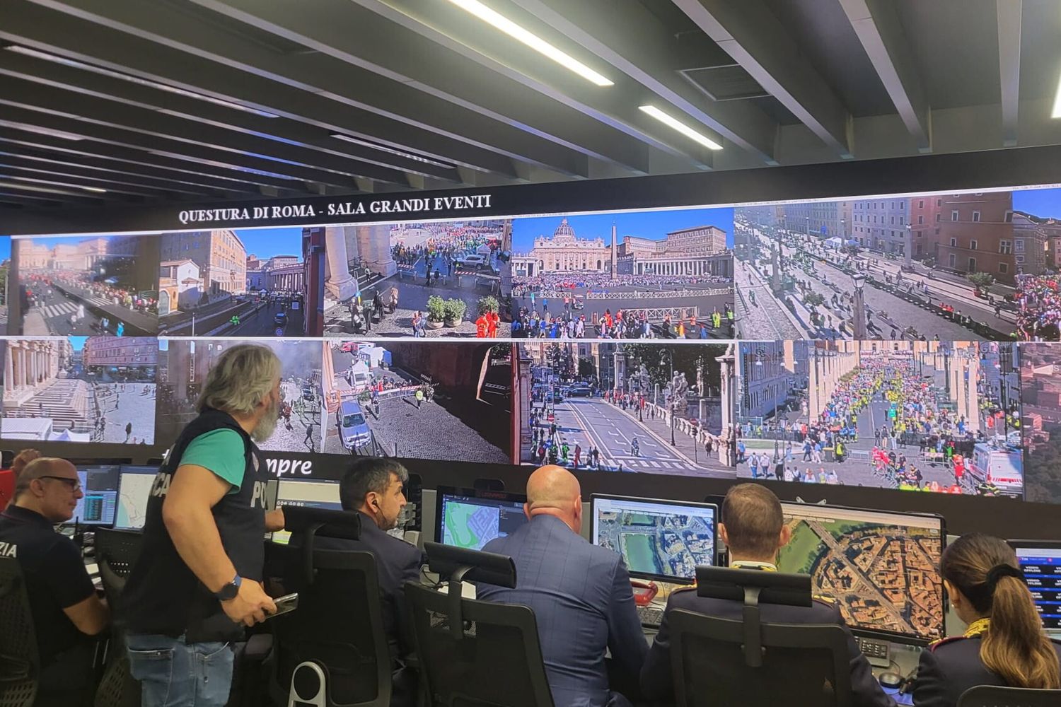 La sala operativa della Questura di Roma