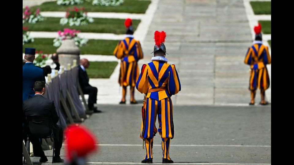 Cerimonia di insediamento di Papa Leone XIV