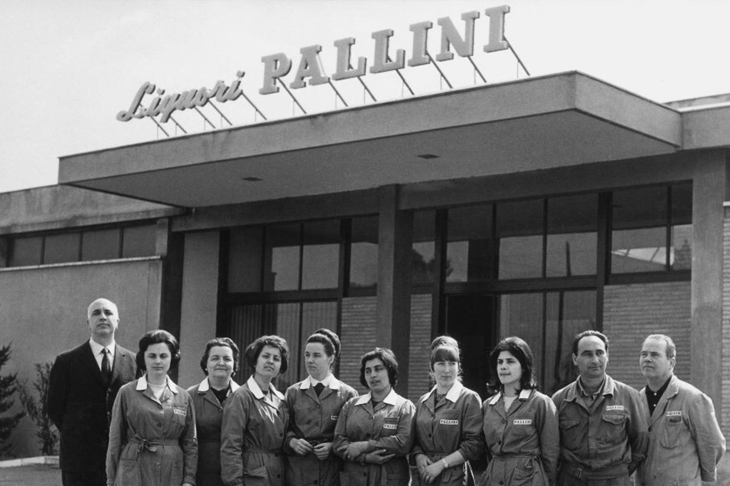 Una foto del vecchio stabilimento