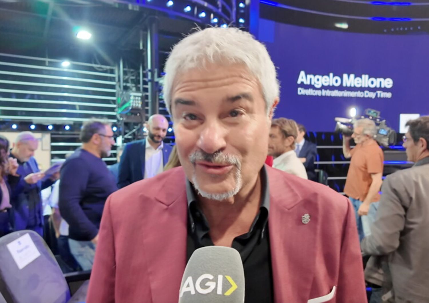 Rai estate 2025: programmi, conduttori e grandi ritorni. Ecco che cosa vedremo in tv