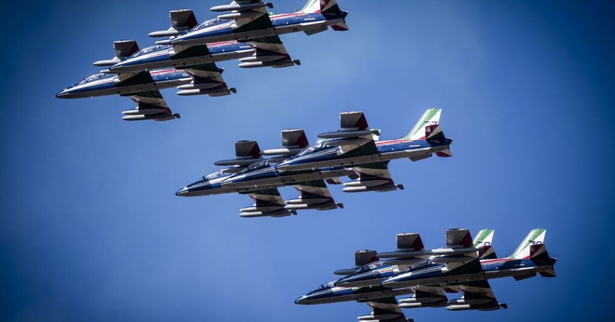 Pezzo di aereo Frecce Tricolori dell