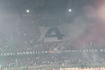Napoli campione: &#39;onda azzurra&#39; invade strade centro citta&#39;