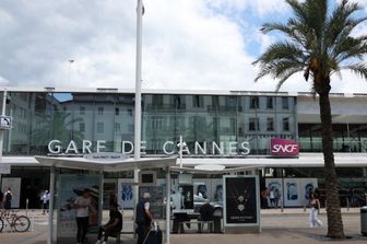 Black out elettrico a Cannes