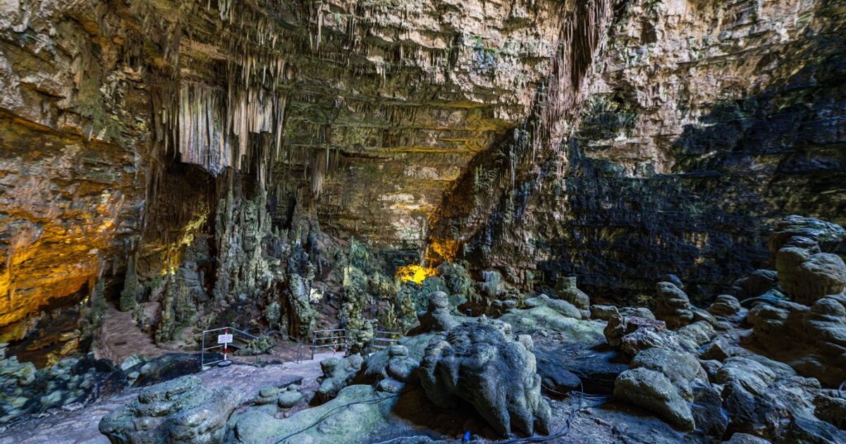 Speleologo scivola e muore in una grotta del Varesotto