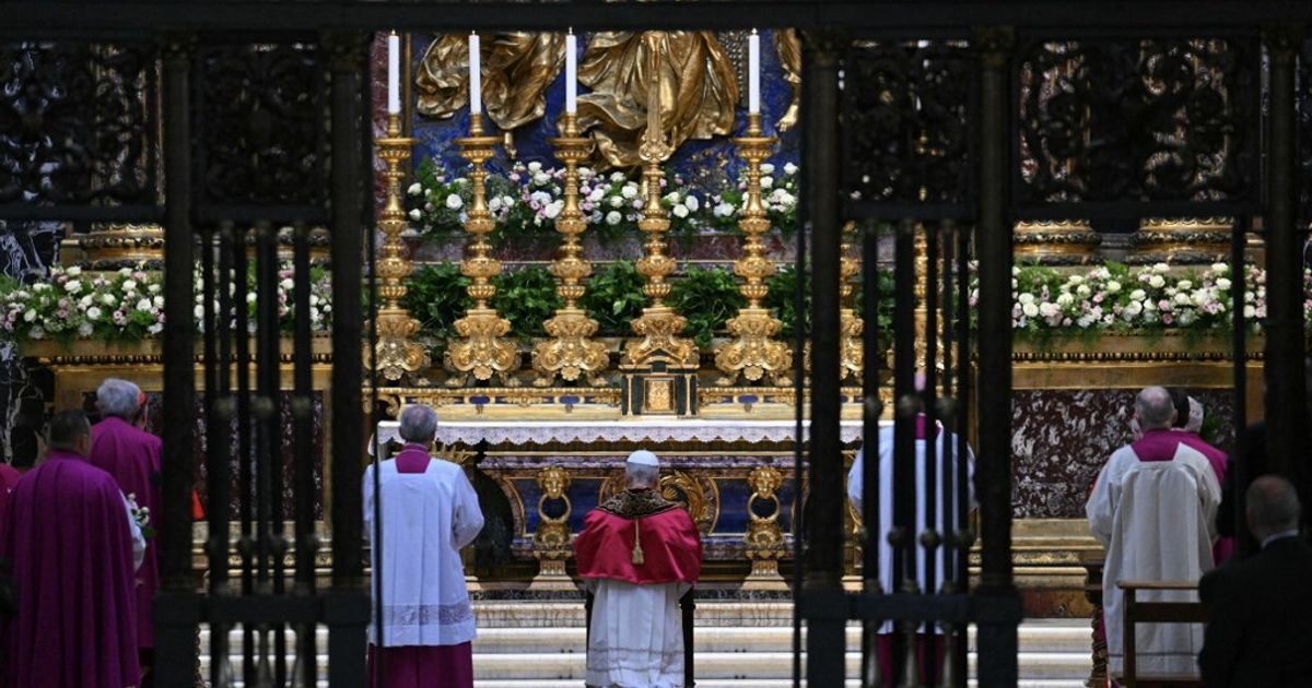 Papa Leone XIV prega alla Salus Popoli Romani: "Ci aiuti a camminare uniti"