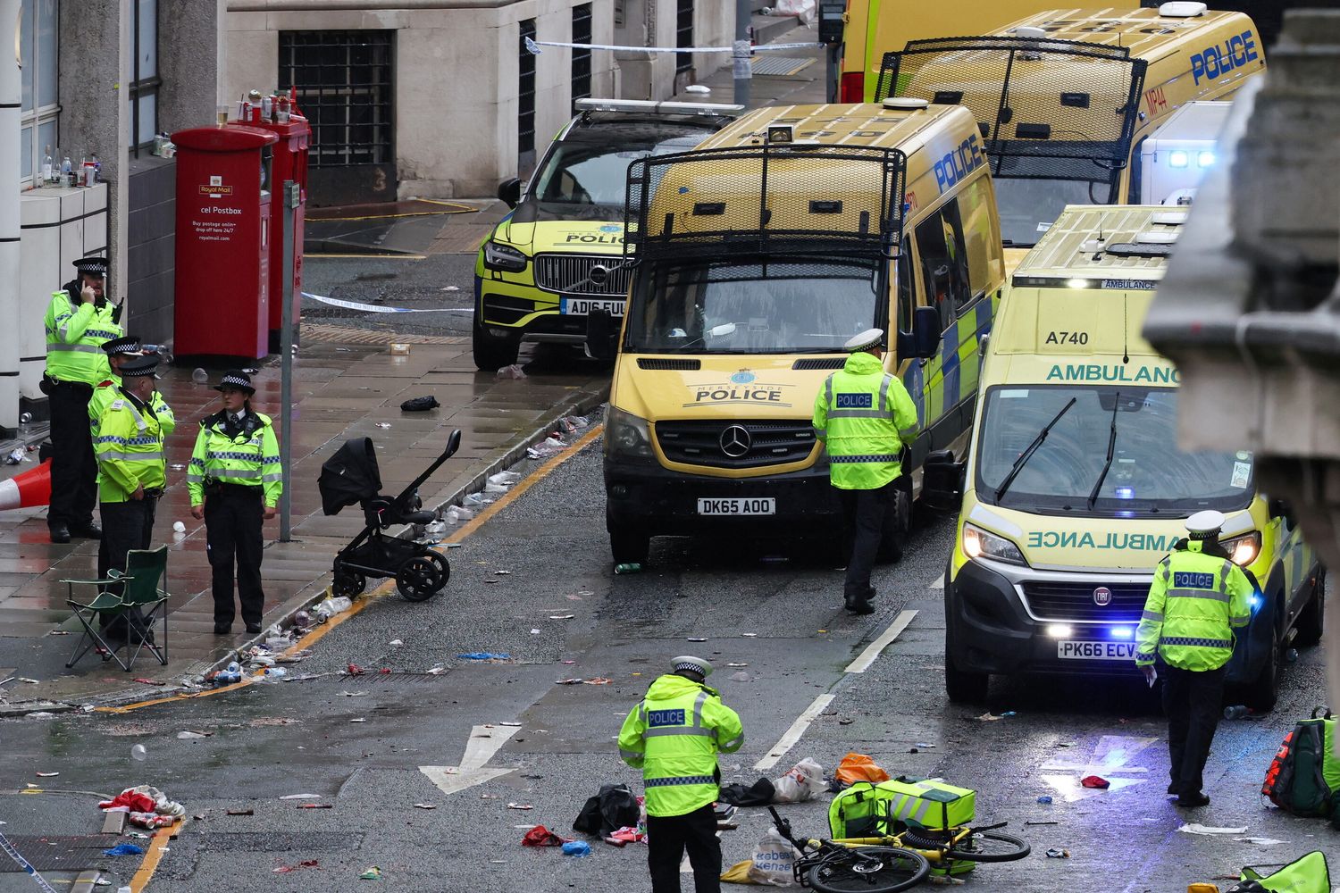 L'incidente alla parata della vittoria della Premier League del Liverpool