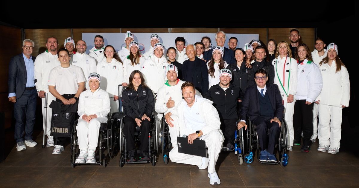 giorgio armani svela le divise dell italia di milanocortina