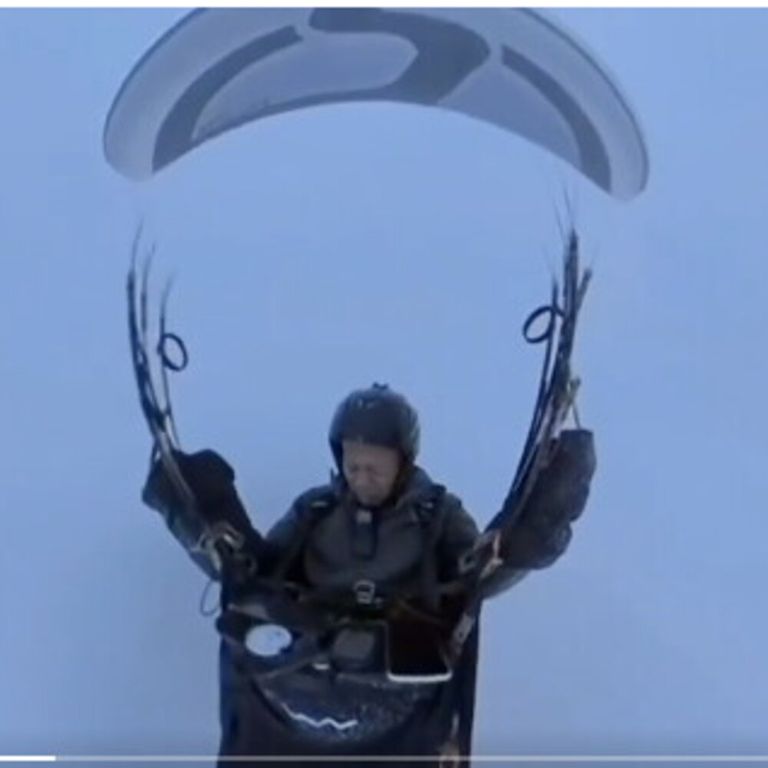 cinese parapendio impresa involontaria ottomila metri