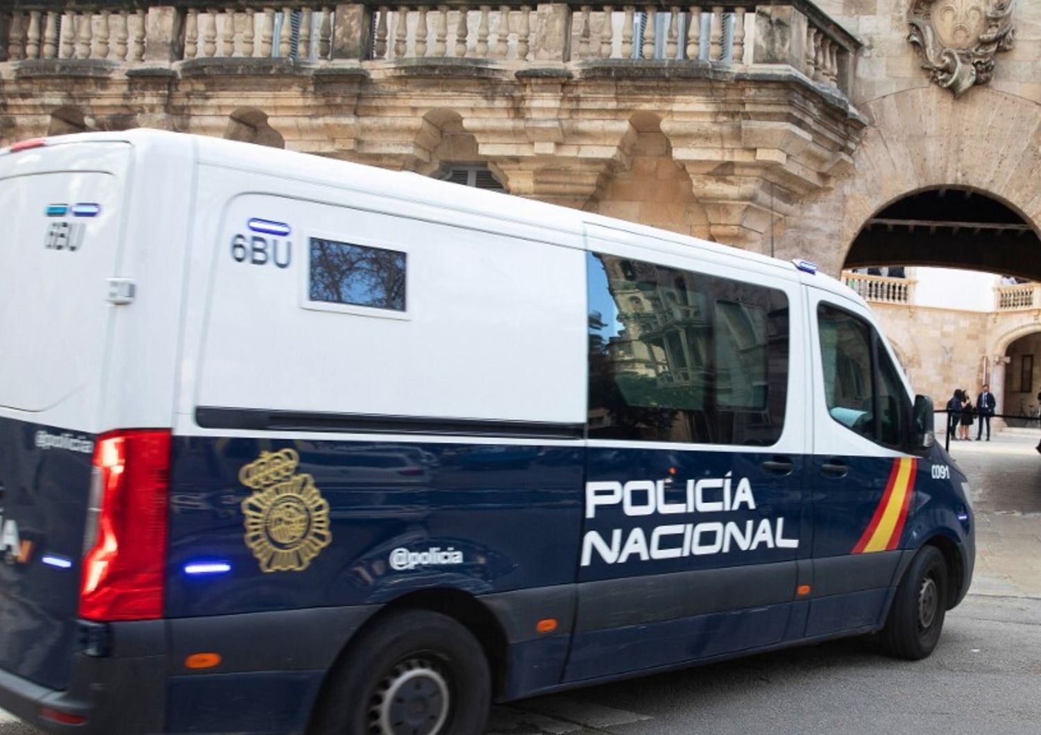 tredicenne uccisa padre bilbao suicida