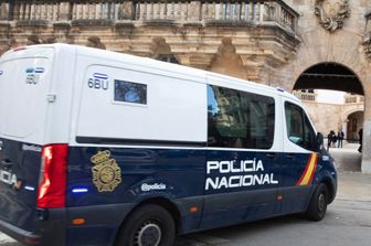 tredicenne uccisa padre bilbao suicida
