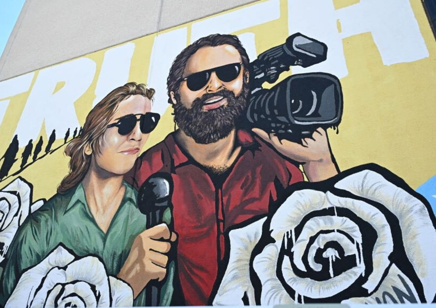 Il murales inaugurato a Saxa Rubra (Ilaria Alpi e Miran Hrovatin)