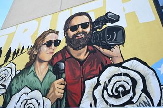 Il murales inaugurato a Saxa Rubra (Ilaria Alpi e Miran Hrovatin)