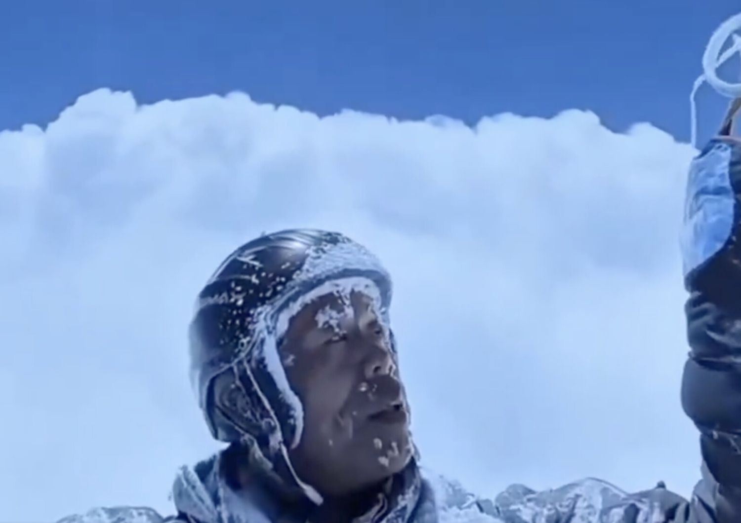 Cina dubbi autenticita video parapendio cinese