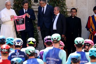 Papa Leone XIV: l'amore, le famiglie e il Giro d’Italia in Vaticano