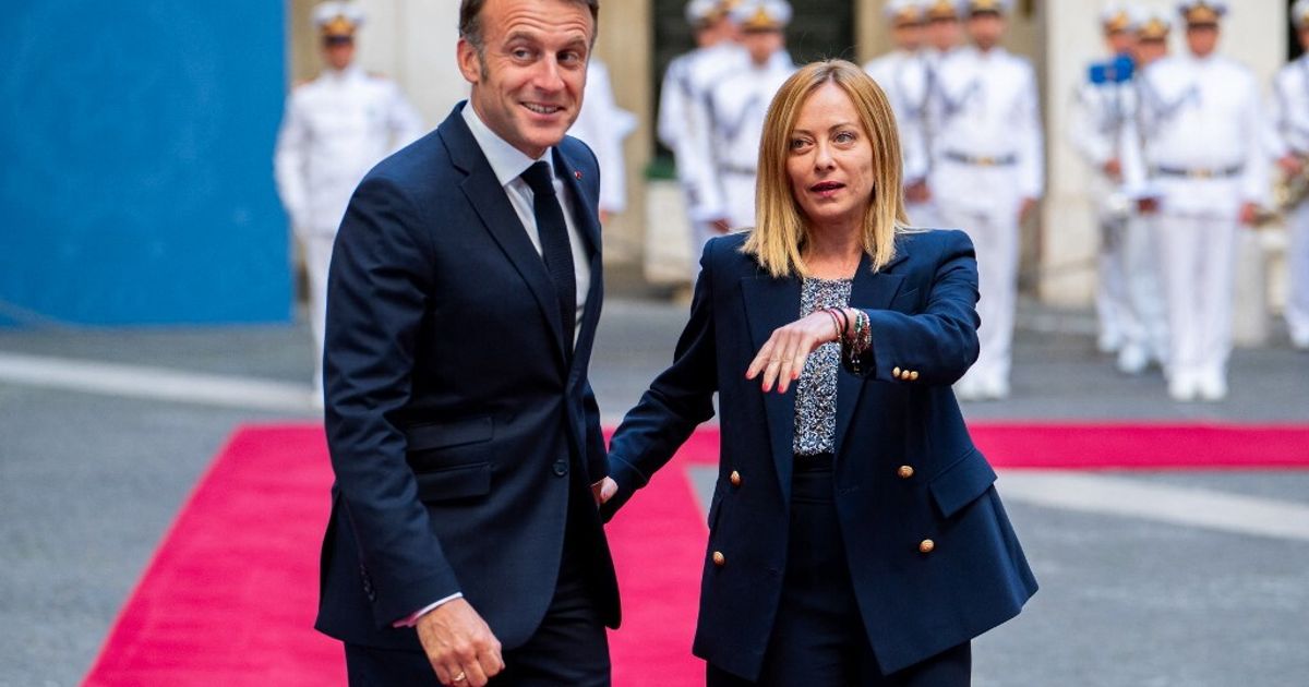 Tre ore di bilaterale tra Macron e Meloni. "Impegno congiunto per un