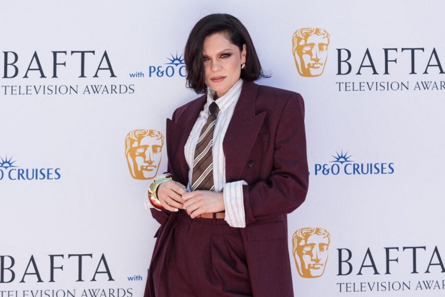 Messaggio choc di Jessie J ai fan: "Ho un cancro al seno. Ho bisogno di un abbraccio"