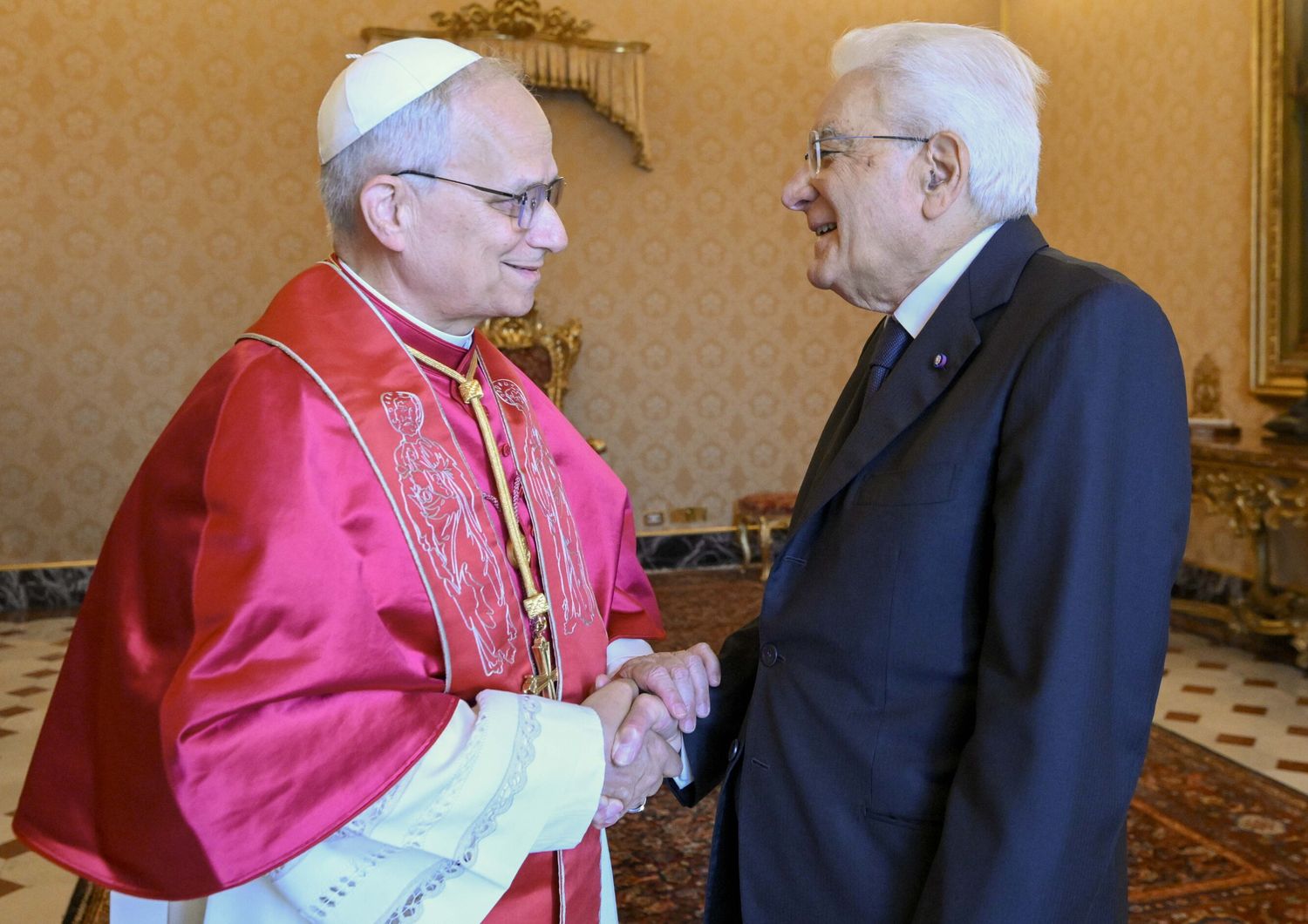 primo incontro Mattarella Papa
