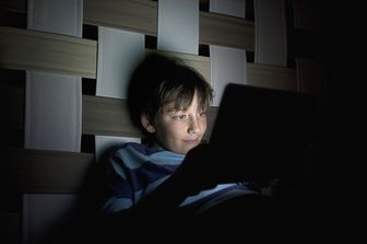 Ragazzi, adolescenti, computer, pc, internent, social, giochi (afp)