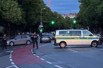 Monaco, una donna accoltella due passanti e viene uccisa dalla polizia