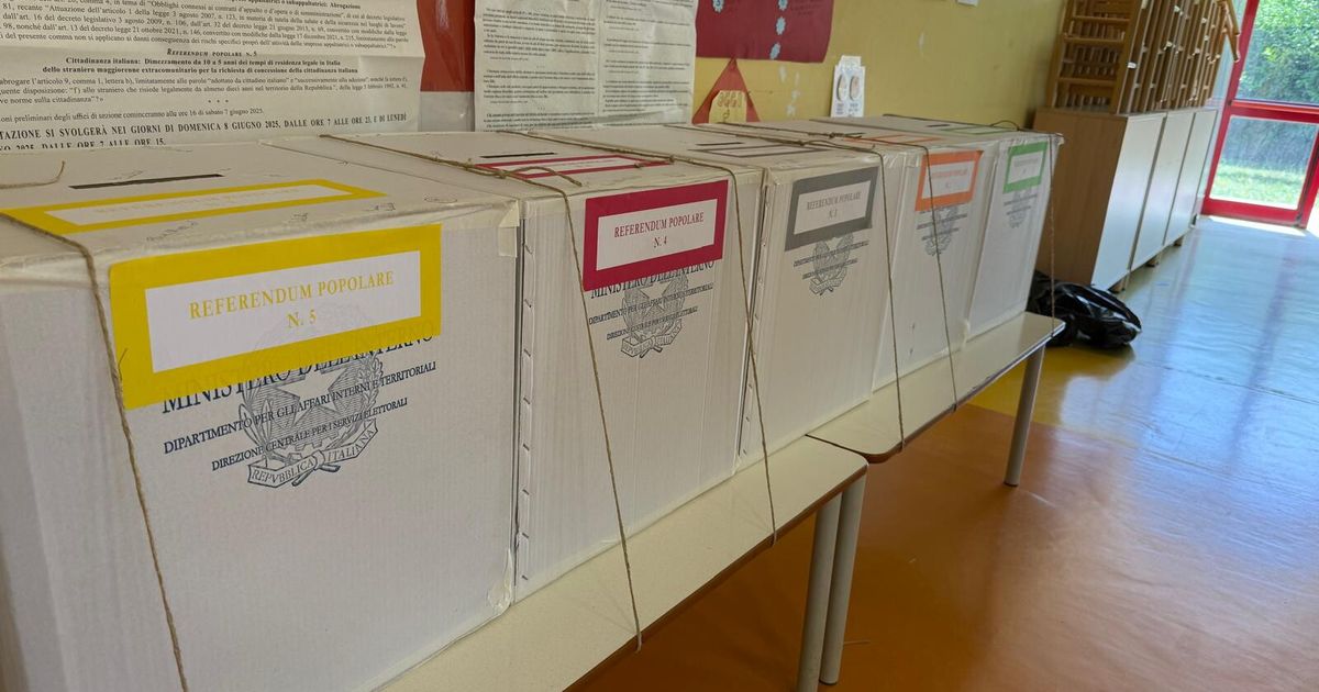 Referendum, la parola agli italiani. Seggi aperti fino alle 23. I cinque quesiti