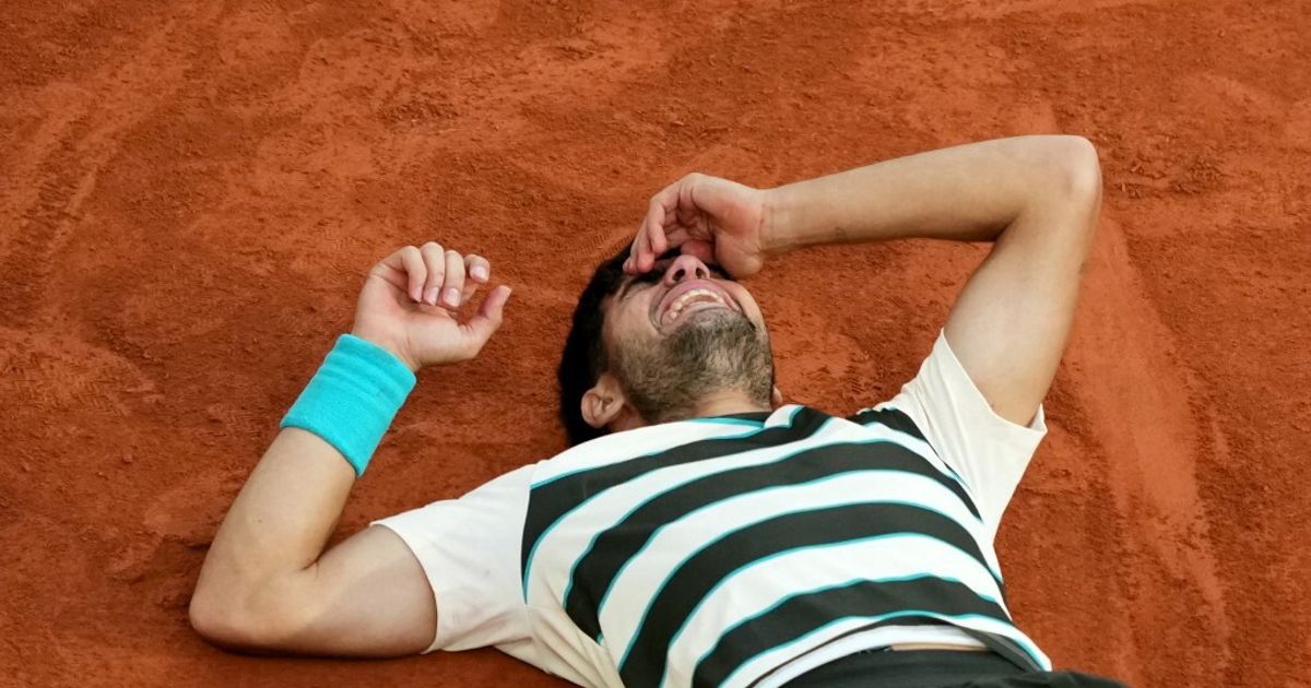 Roland Garros, Alcaraz è re di Parigi. Sinner cede al quinto set