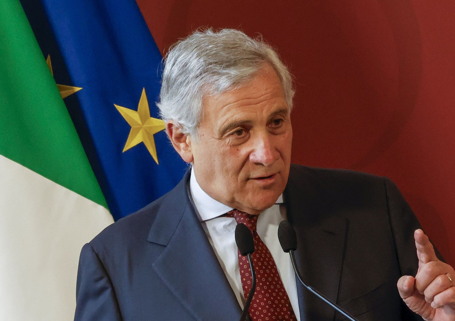 Tajani lancia la "Comunità globale dell'Italofonia"