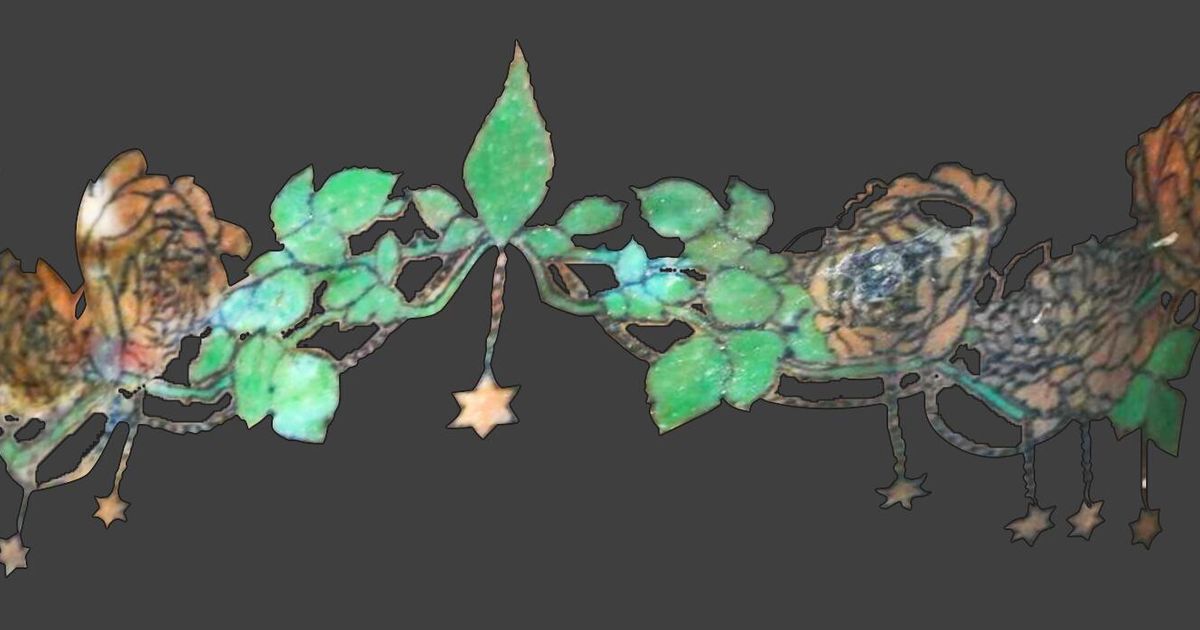 Diffuse le immagini dei tatuaggi della donna trovata morta a Villa Pamphili