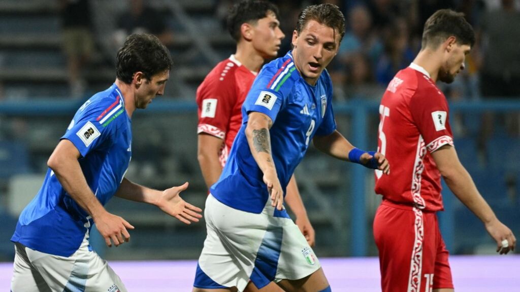 Mondiali 2026, l'Italia batte la Moldavia 2-0 senza convincere