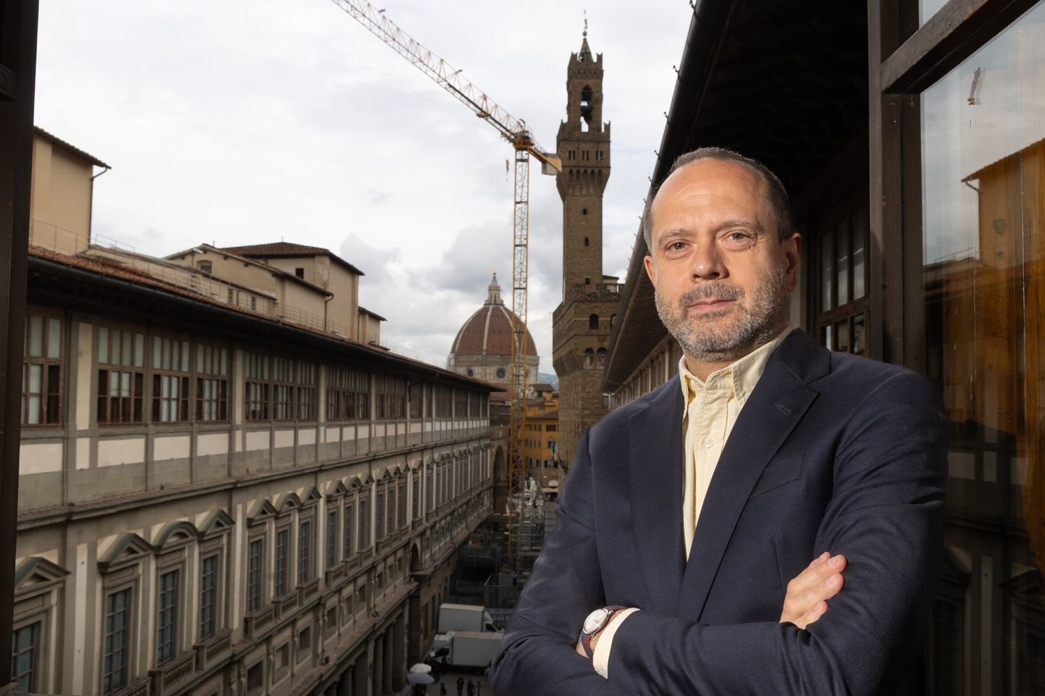 Direttore Uffizi . Simone Verde e la gru