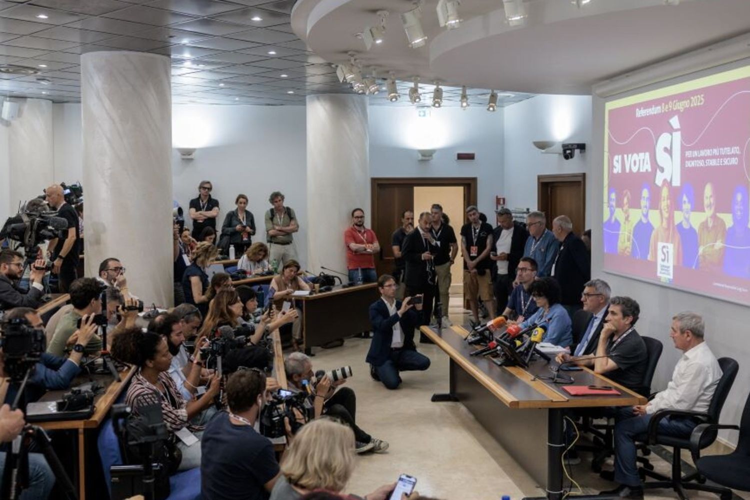 Malumori riformisti dopo il referendum ma Il Pd allontana la 'resa dei conti'