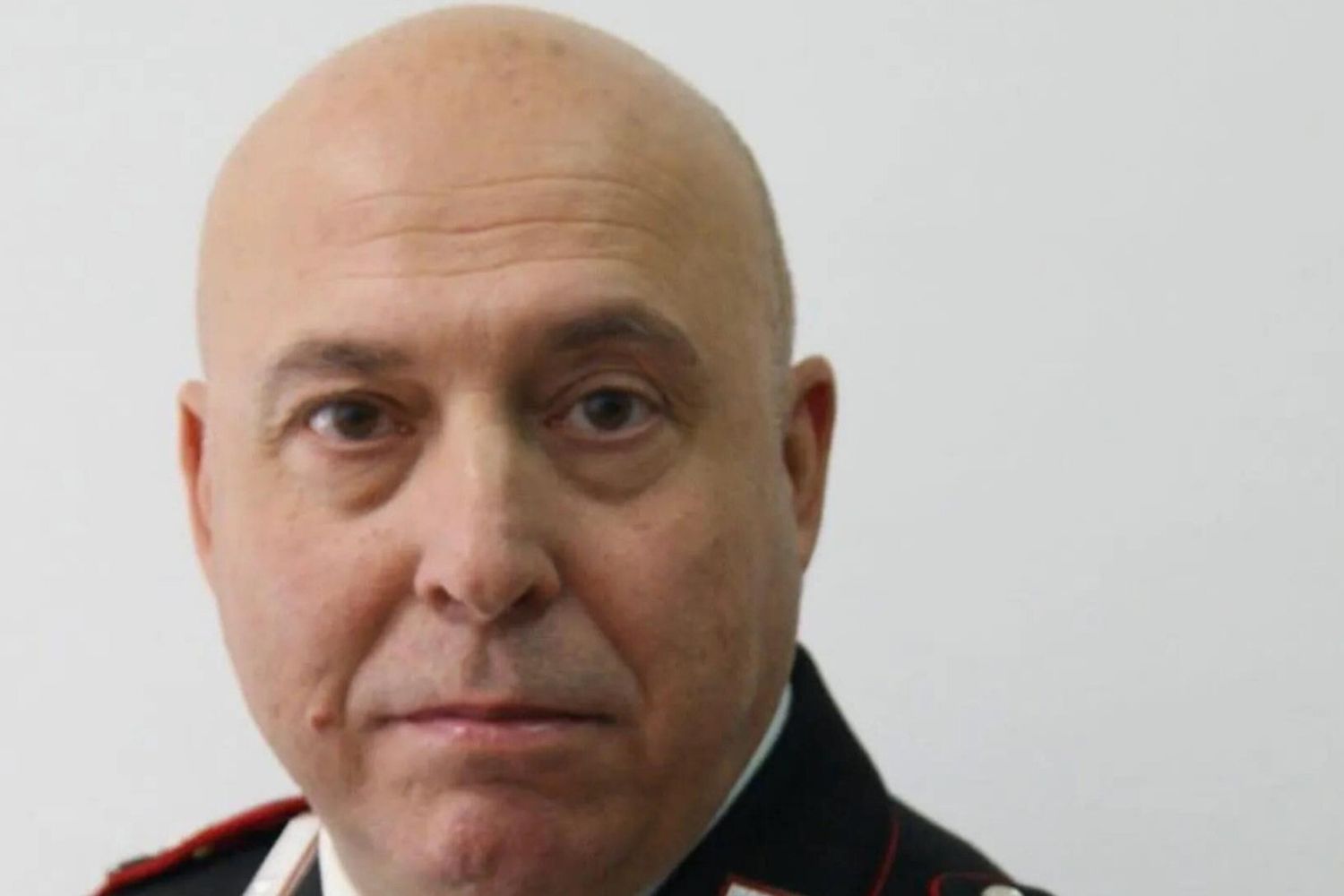 L'ultimo giorno in divisa e una tavola imbandita per festeggiare. Chi era Carlo Legrottaglie