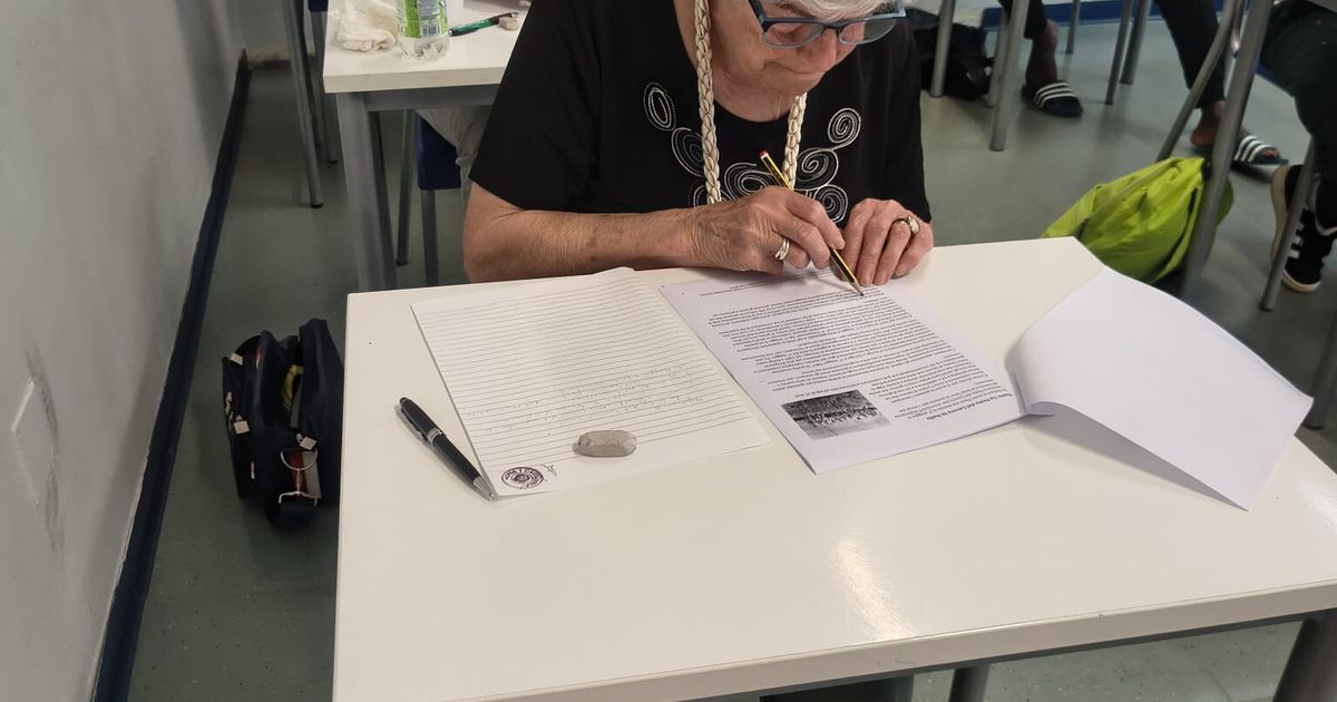 A 86 anni torna sui banchi di scuola e sostiene l
